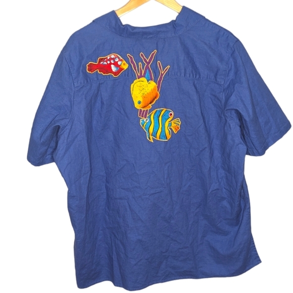 The Quacker Factory Beaded Embroidered Coral Reef Fish Button Tshirt Womans 2X - Picture 2 of 5